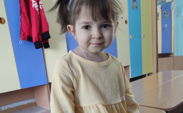 Thumbnail для -  Василина Боткина, 4 года.  Атипичная тератоидно-рабдоидная опухоль. Ремиссия. Необходимо оплатить полисомнографию.
